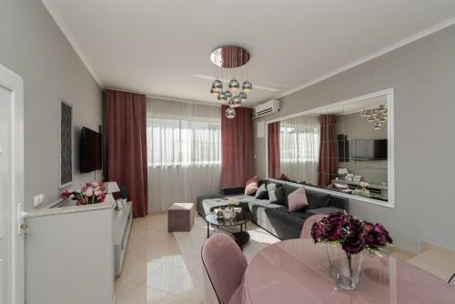 Apartments Marant