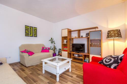 Apartments Miro