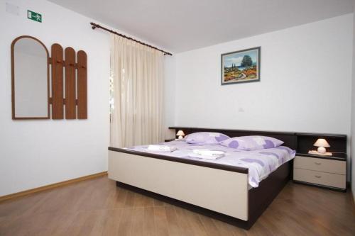 Apartments With A Parking Space Umag - 6995