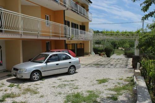Apartments With A Parking Space Trget (rasa) - 7687
