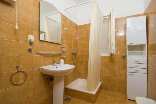 Villa Holiday Home Lukrecia