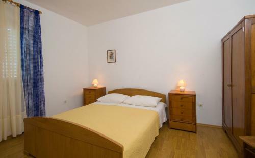 Villa Holiday Home Lukrecia