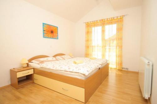 Apartments With A Parking Space Hvar - 8794