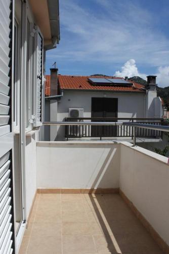Apartments With A Parking Space Hvar - 8794