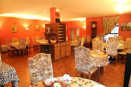 Hotel Hostellerie De La Reine Blanche