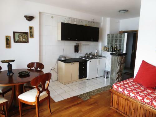 Apartment Sos
