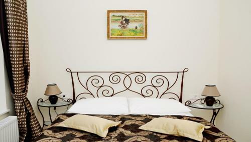Hostal Flowers Premium Apartments & Rooms