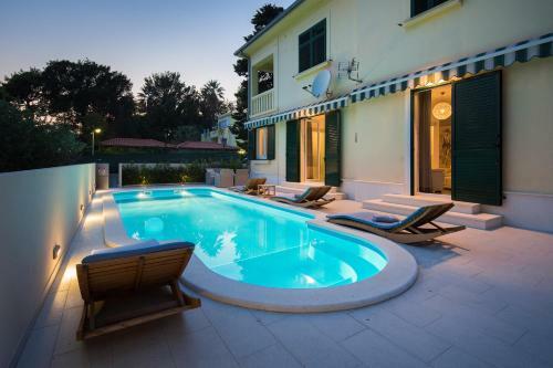 Apartment Chivas
