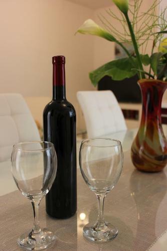 Apartment Maras