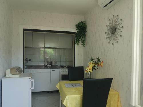 Hostal Apartments & Rooms Anita