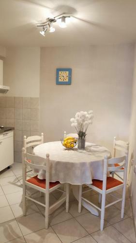 Hostal Apartments & Rooms Anita