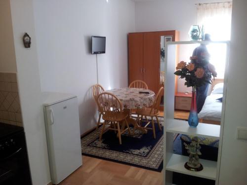 Apartment Ariana