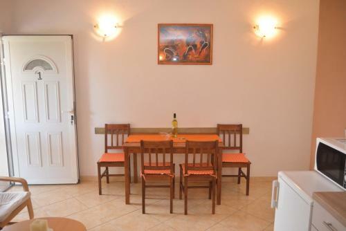 Apartments Salamun