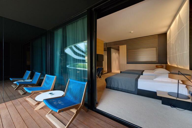 Hotel Lone