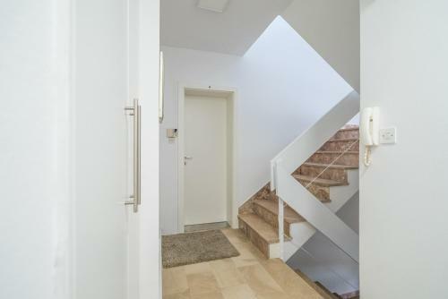Hostal Guest House Lana