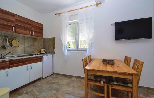 Apartment Murter With Sea View 05