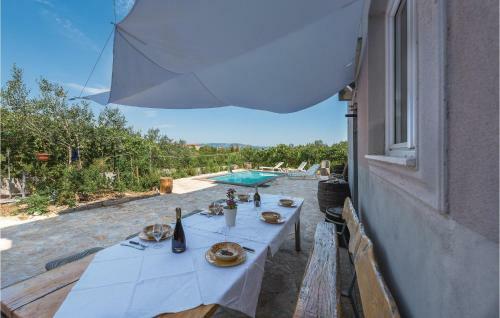 Apartment Murter With Sea View 05