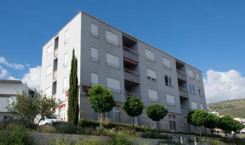 Luxuria Apartment