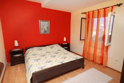Holiday Home Postira 5661