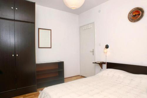 Apartment Novalja 4124b