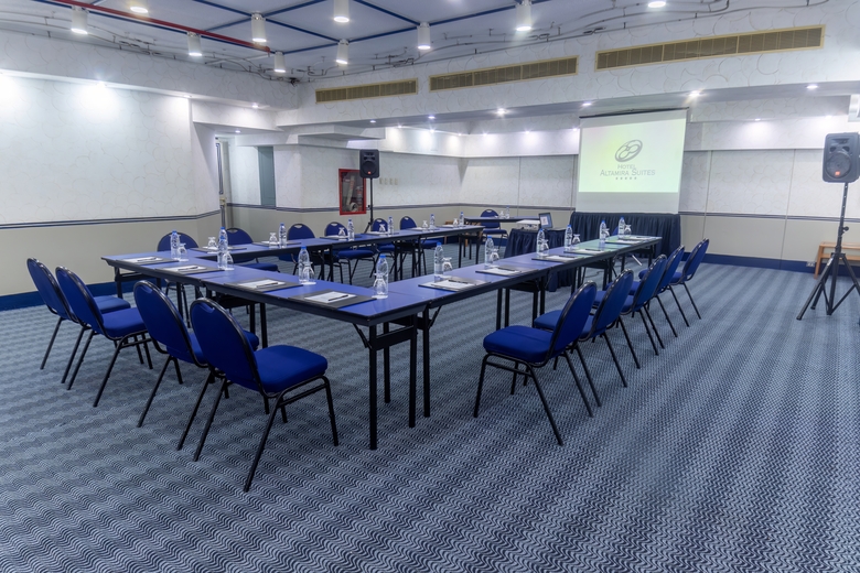 Hotel Altamira Suites