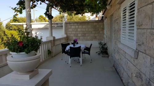 Apartments Toncic