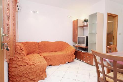 Apartment Supetar 6037a