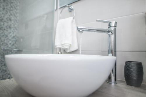 Hostal Sirius Luxury Rooms