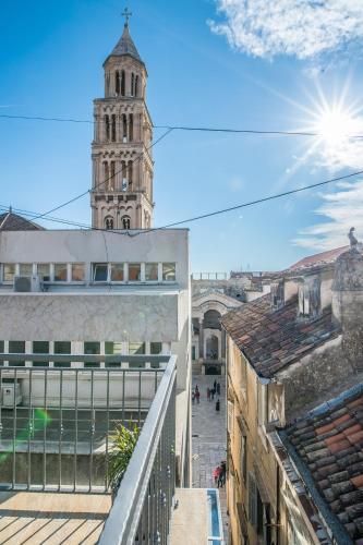 Hostal Sirius Luxury Rooms