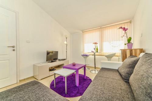Holiday Home & Apartments Primavera