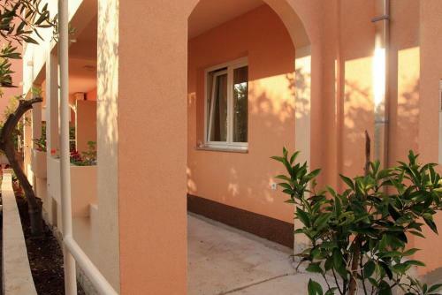 Apartment Tucepi 6058b