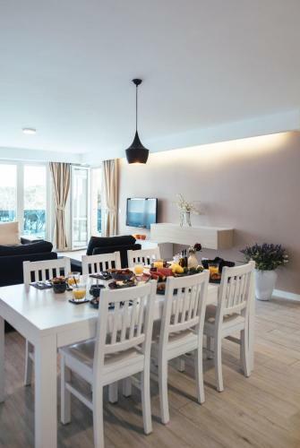 City Beach Apartments