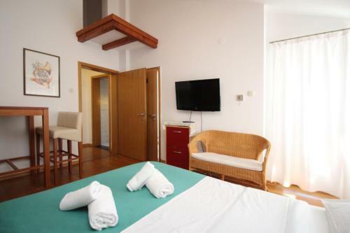 Apartments Tironi