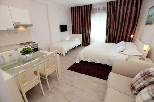 Aparthotel Bellevue Trogir