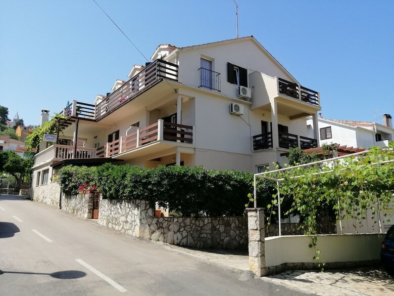 Apartments ?tambuk