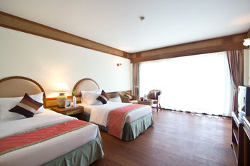 Grand Jomtien Palace Hotel