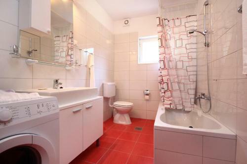 Apartment Zrnovska Banja 10050a
