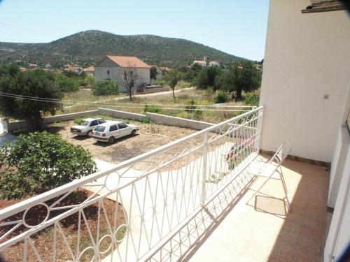 Apartments With A Parking Space Vinisce (trogir) - 1165