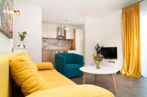 Apartment Ema