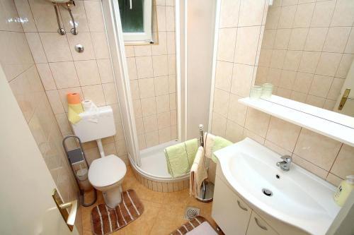 Apartment Banjol 5007a