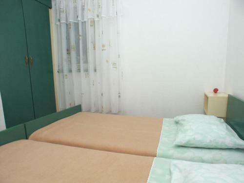 Apartment Milna 1146a