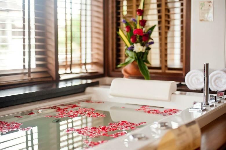 Hotel Royal Muang Samui Villas