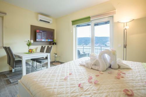Hostal Apartments Pera