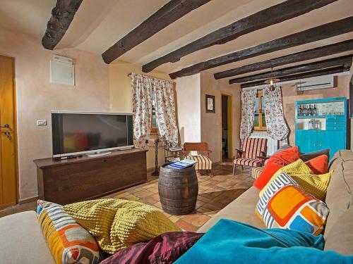Apartamento Holiday Home Boljun�ica