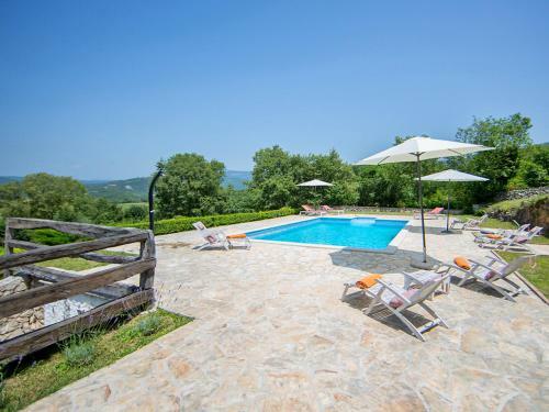 Apartamento Holiday Home Boljun�ica