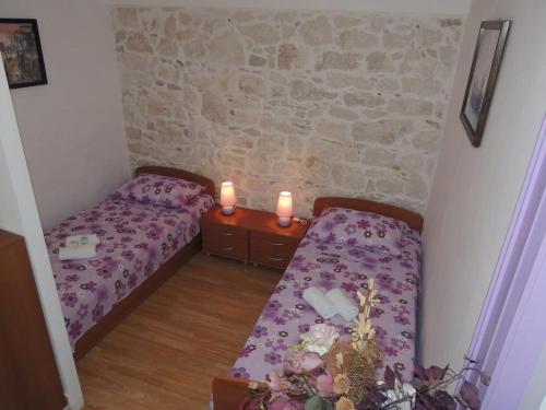 Apartment Kastel Stafilic 8678b