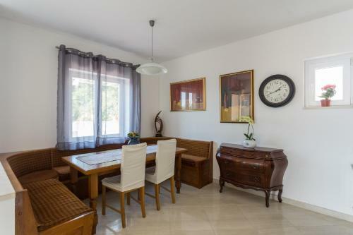 Apartments Tomas