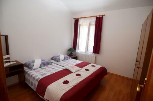 Mon Perin Castrum - Apartment Ana