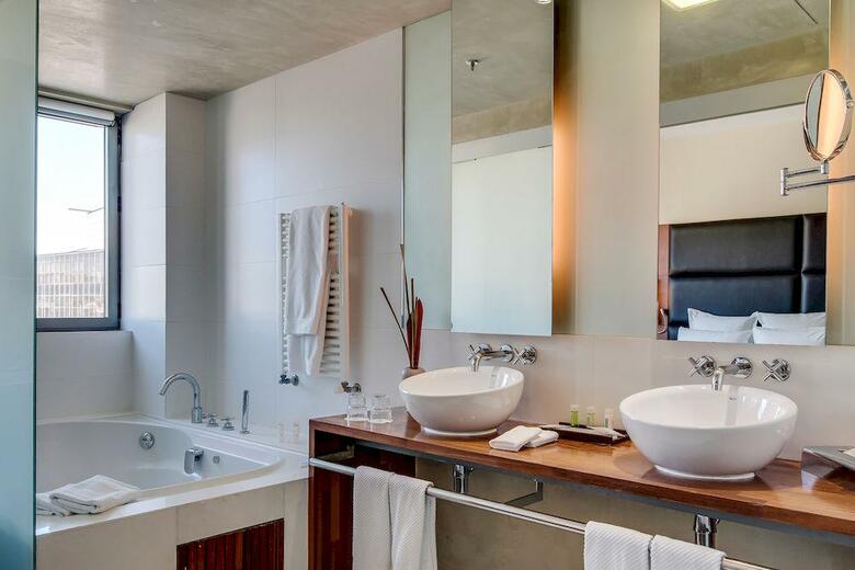 Bah Barcelona Airport Hotel