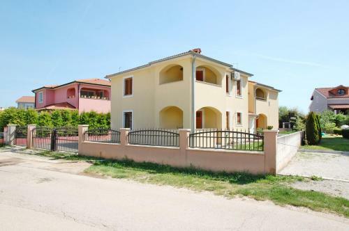 Apartments Cipreses Mar